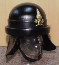motohelm.jpg
                      (18095 bytes)